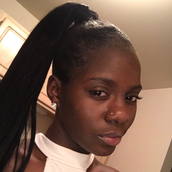 Meet your Posher, Amari - Picture 6 of 8